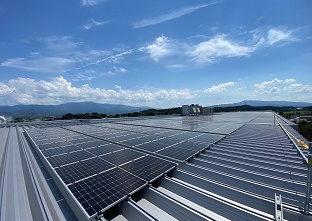 太陽光発電の風景